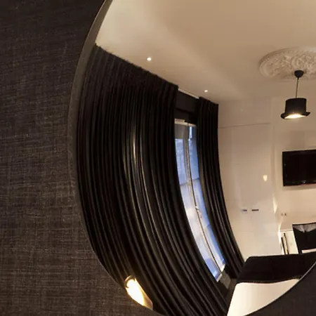 First Tour Eiffel Hotel Parigi