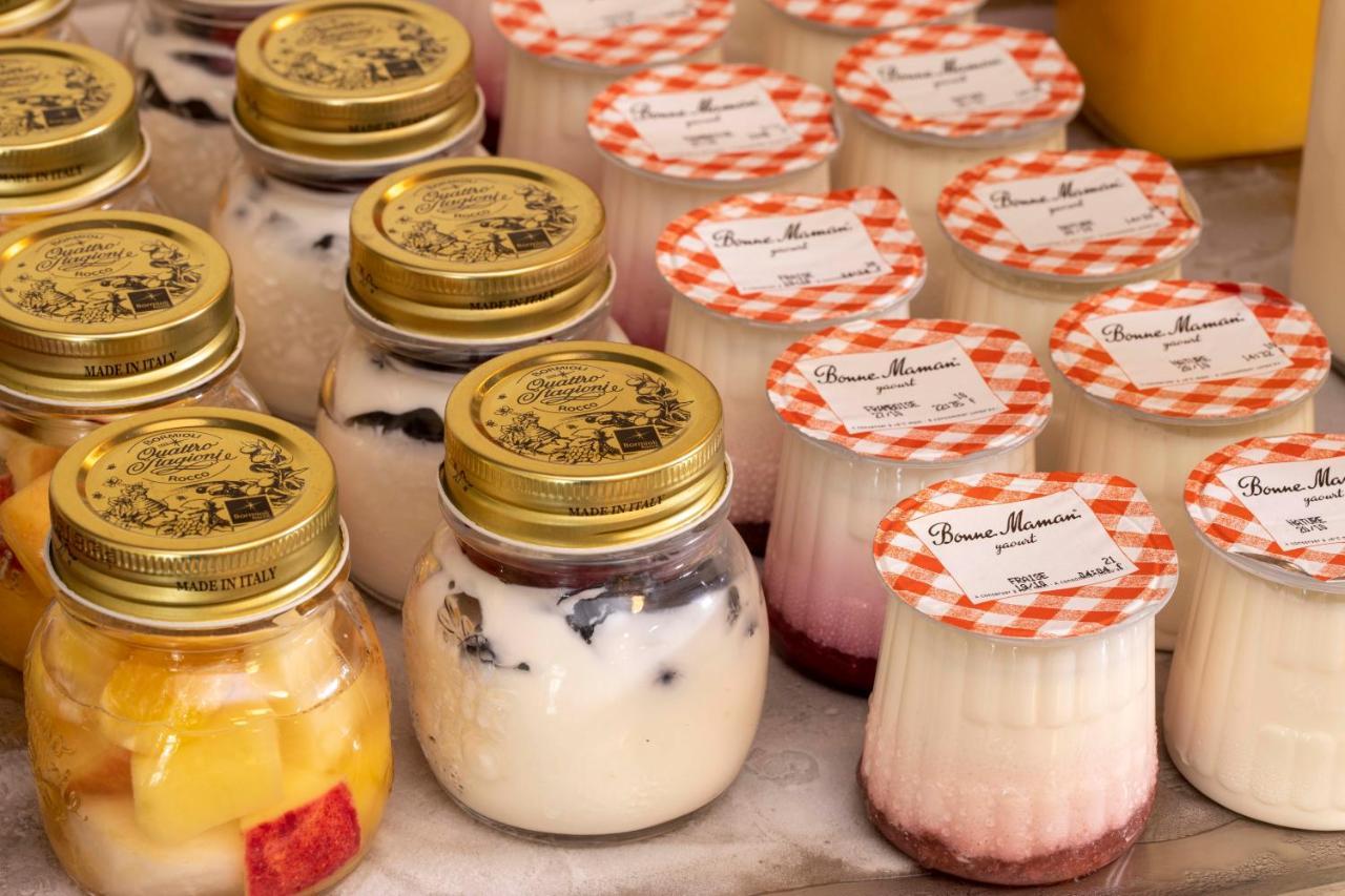 First Tour Eiffel Hotel 4*