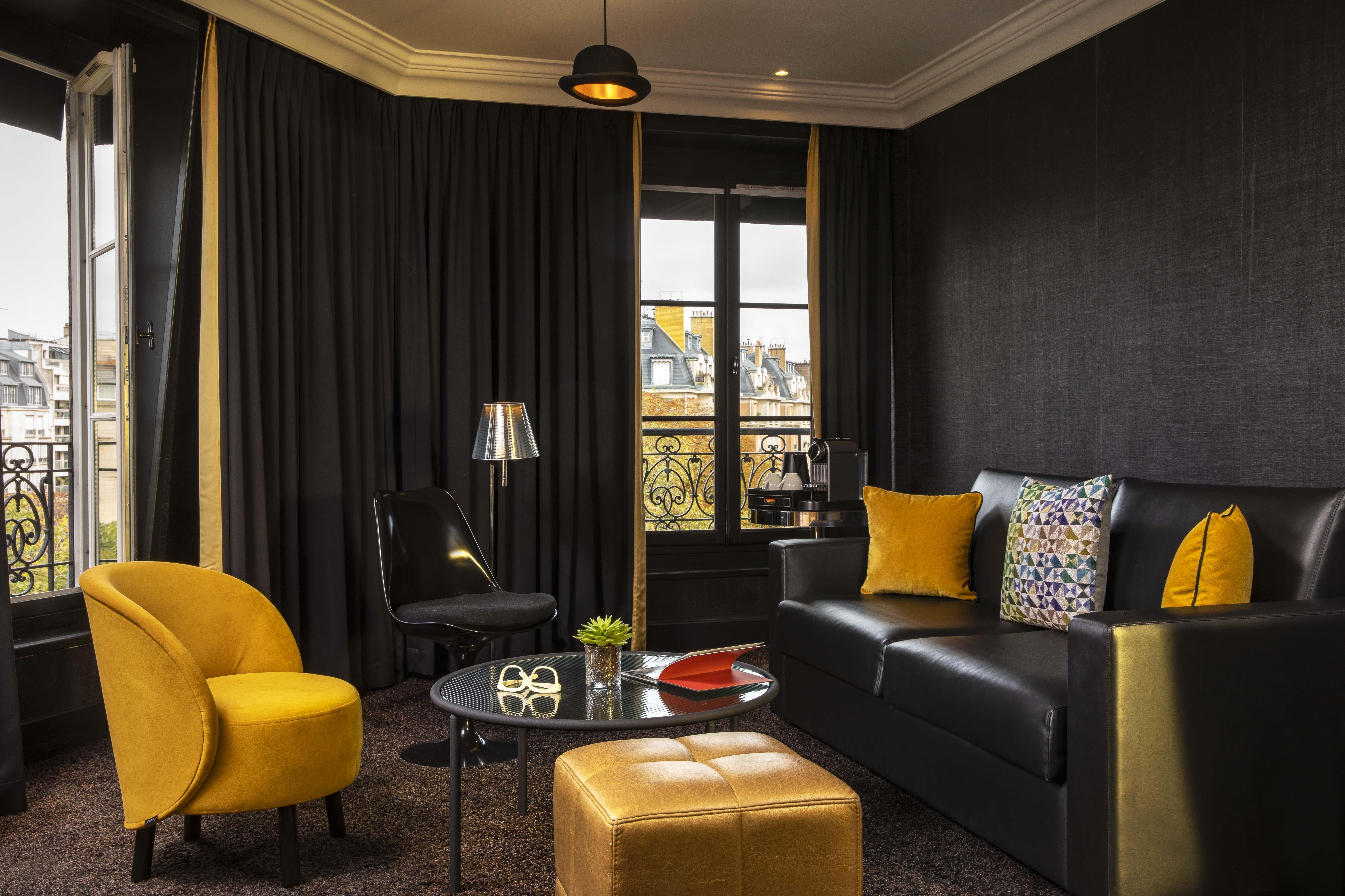 Hotel First Tour Eiffel Parigi
