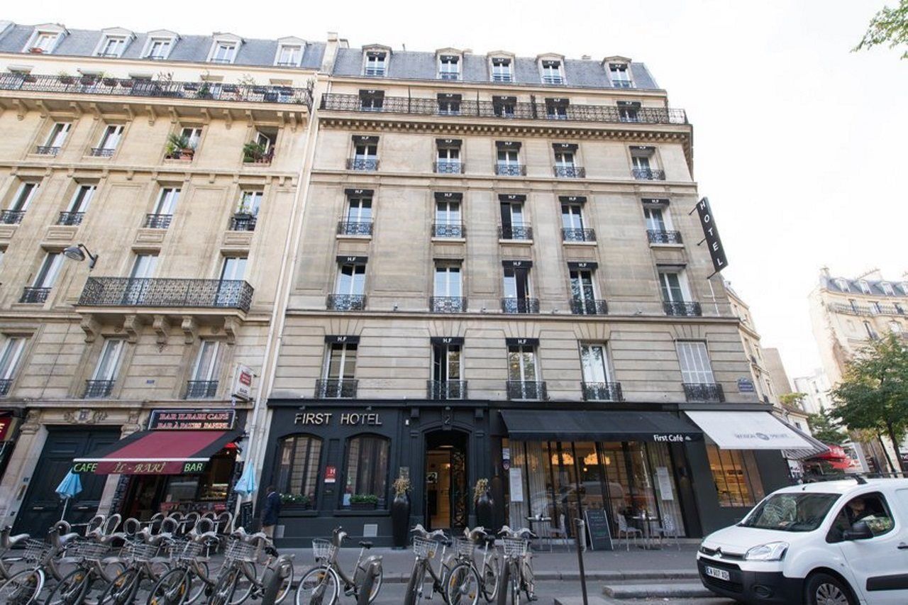 First Tour Eiffel Hotel